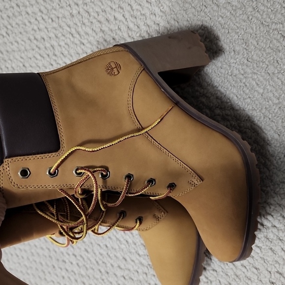 Timberland Boots - Picture 9 of 12